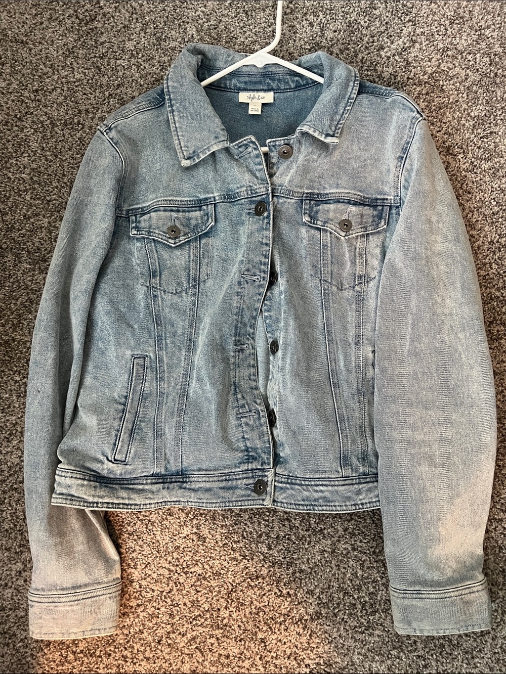 LIKE NEW!!! 🩵Jean jacket